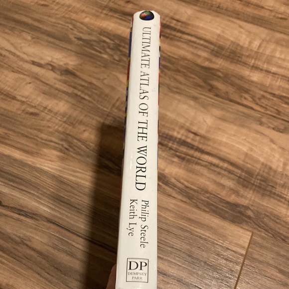 Ultimate Atlas of the World ~ hardcover book~ atlas for children - Picture 4 of 4